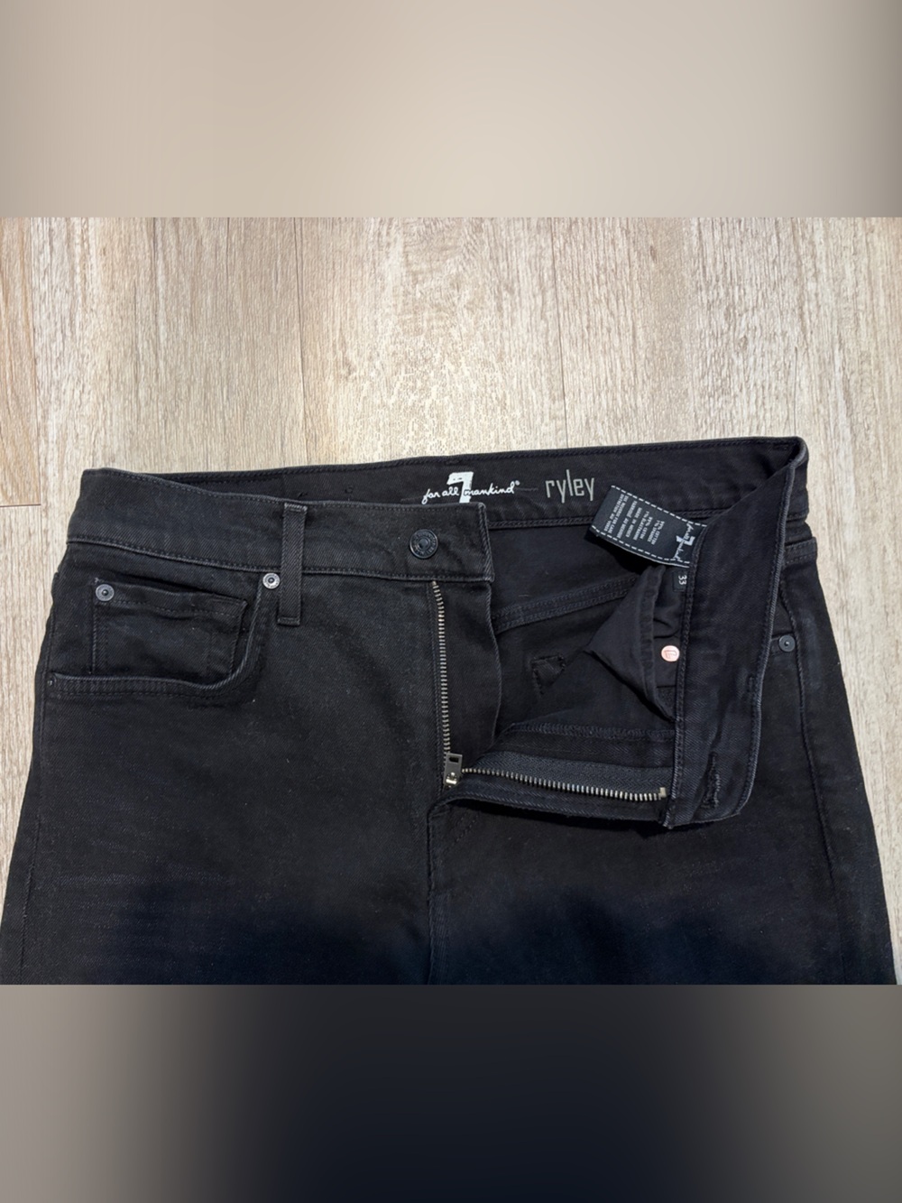 7 For All Mankind Men’s Black Slim Ryley Jeans Size 33x32